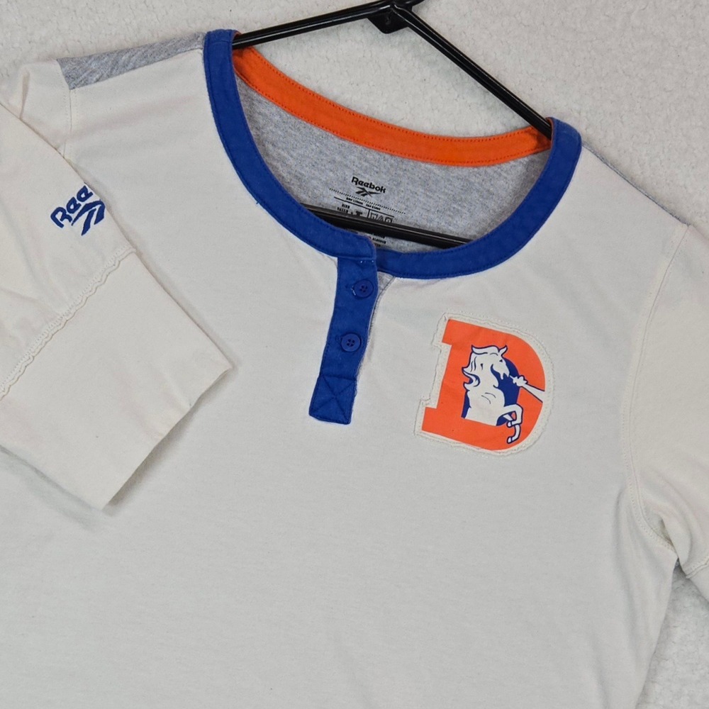 Denver Broncos Reebok‎ Henley Shirt L White Gray NFL Colorblock Gameday Tee